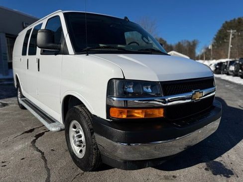 Used 2024 Chevrolet Express 2500 w/ Driver Convenience Package image 9