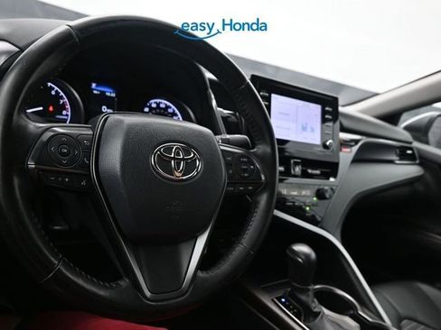 Used 2023 Toyota Camry SE FWD image 10