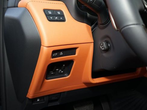 Used 2026 Lexus LX 700h Ultra Luxury image 36