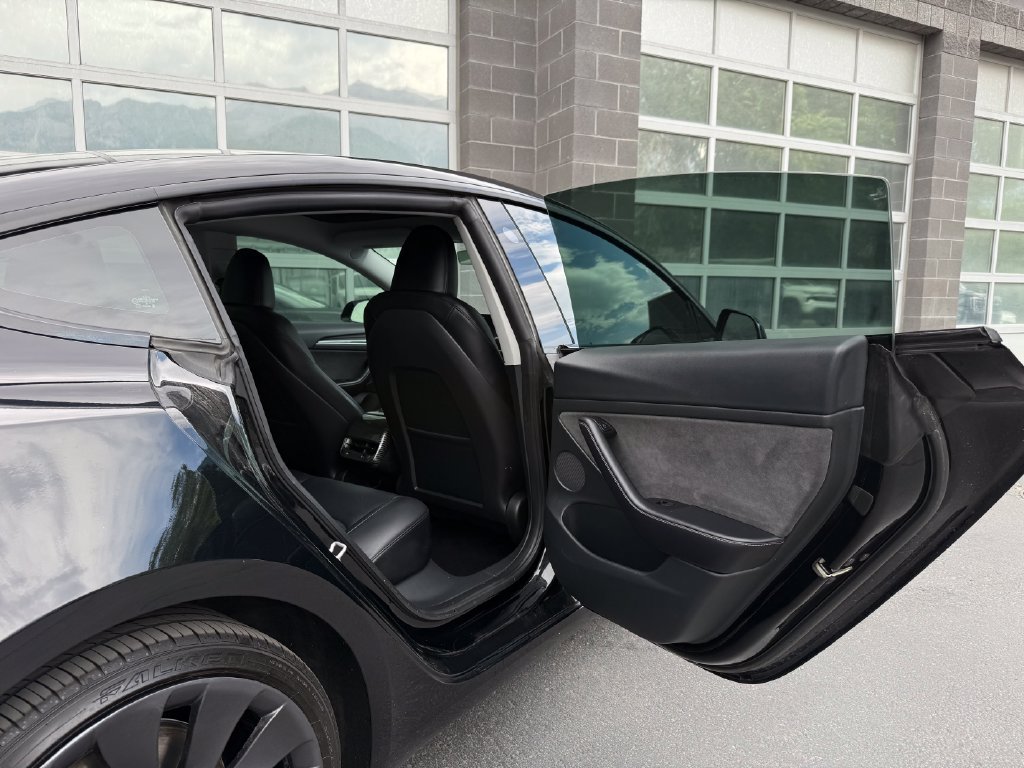Used 2023 Tesla Model 3 Performance AWD/4WD image 30