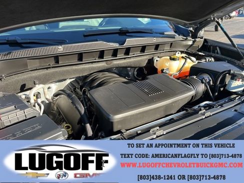 Used 2022 Chevrolet Suburban RST w/ Luxury Package image 35