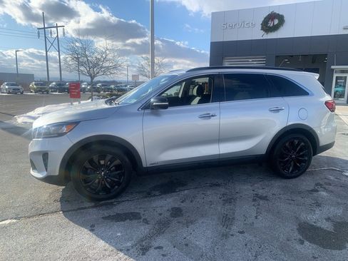 Used 2020 Kia Sorento S image 4