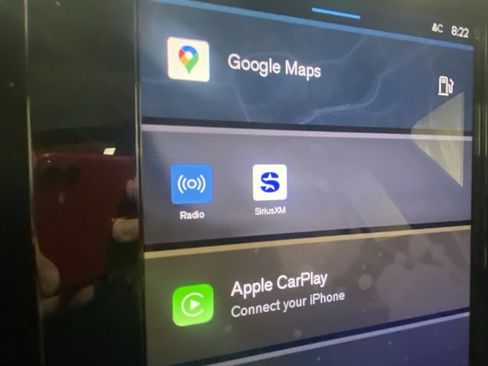 Used 2025 Volvo XC40 B5 Core image 19