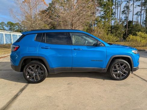 New 2026 Jeep Compass Latitude image 3