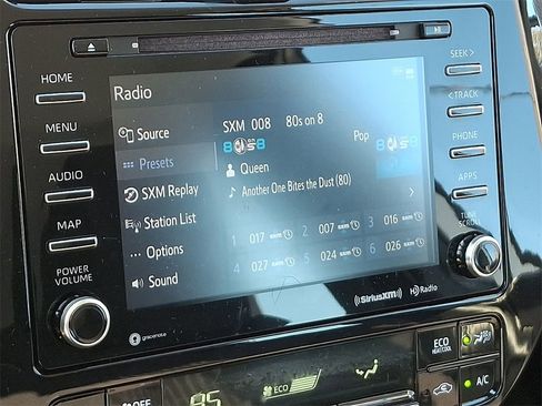 Used 2021 Toyota Prius Prime LE image 17