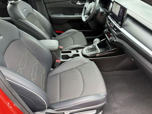 Used 2023 Kia Forte GT-Line w/ GT-Line Premium Package FWD image 30