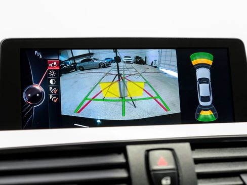 Used 2015 BMW M4 Coupe image 24