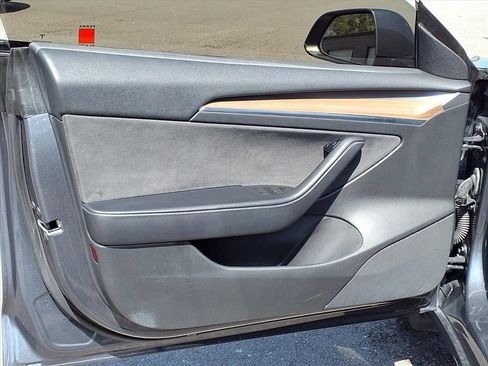 Used 2022 Tesla Model 3 Long Range image 30