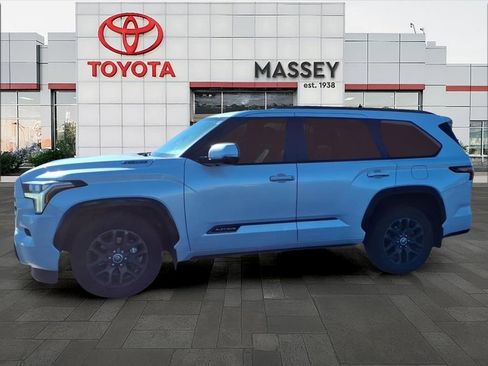 Used 2023 Toyota Sequoia Platinum image 6