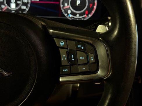 Used 2019 Jaguar F-PACE S AWD/4WD image 28