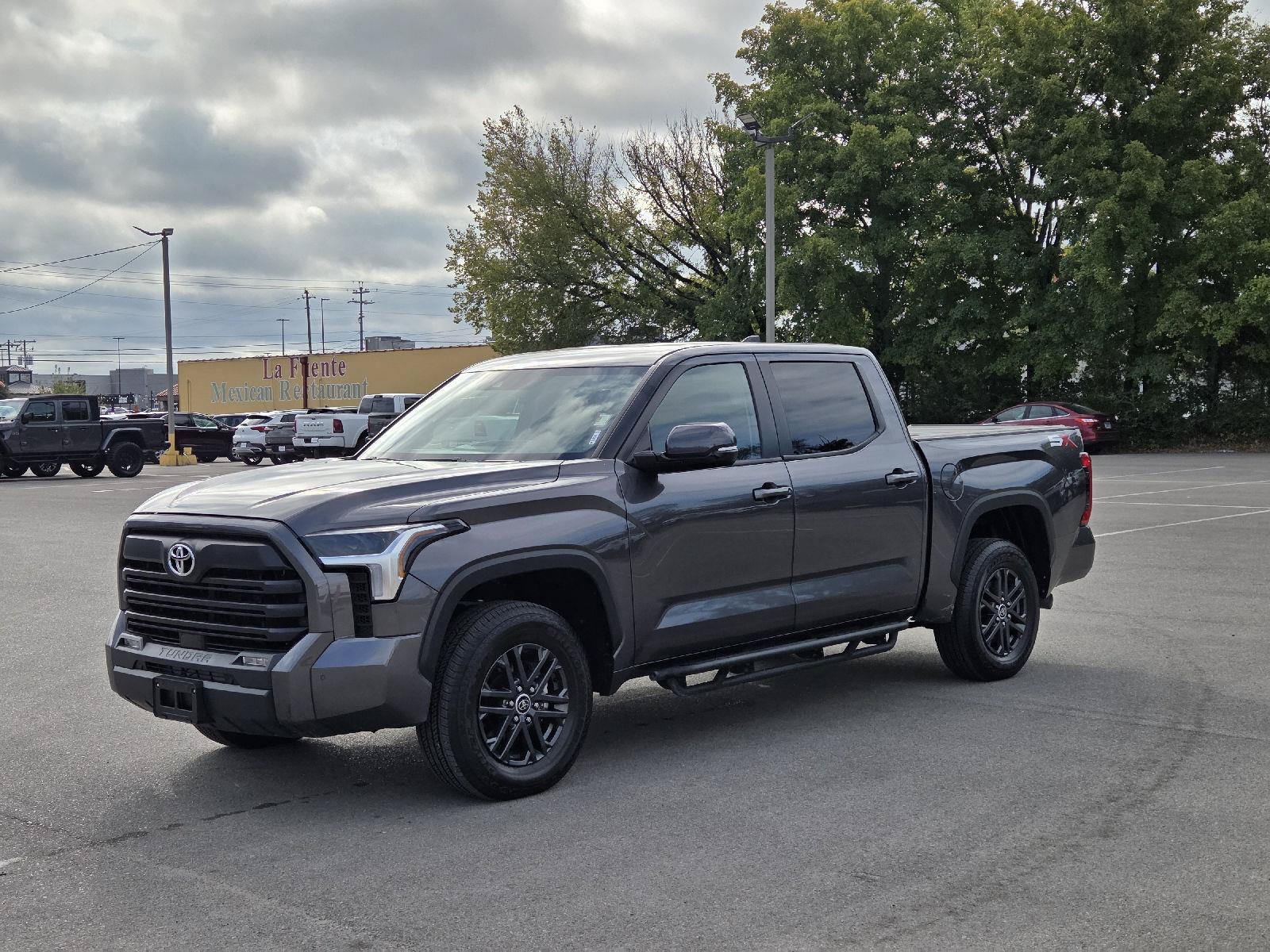 Used 2024 Toyota Tundra SR5 w/ SR5 Convenience Package AWD/4WD image 7