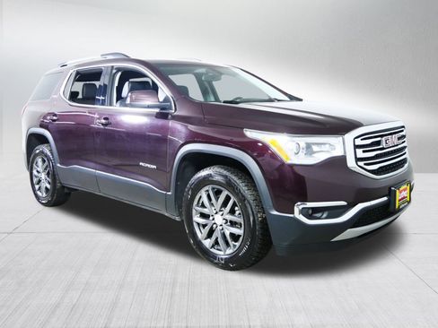 Used 2017 GMC Acadia SLT image 1