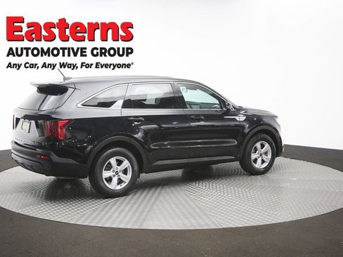 Used 2022 Kia Sorento LX FWD image 41