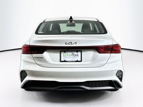 Used 2023 Kia Forte LXS FWD image 7