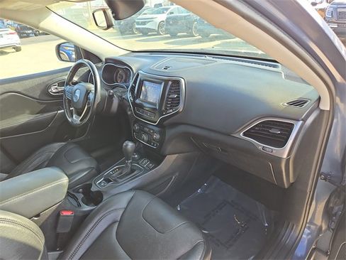 Used 2021 Jeep Cherokee Latitude Lux image 16