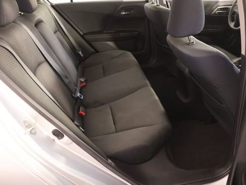 Used 2015 Honda Accord LX image 19