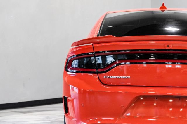 Used 2020 Dodge Charger R/T RWD image 43