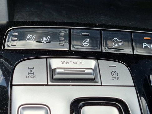 Used 2023 Hyundai Tucson Limited AWD/4WD image 28