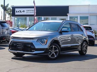 Certified 2025 Kia Niro FWD video 1