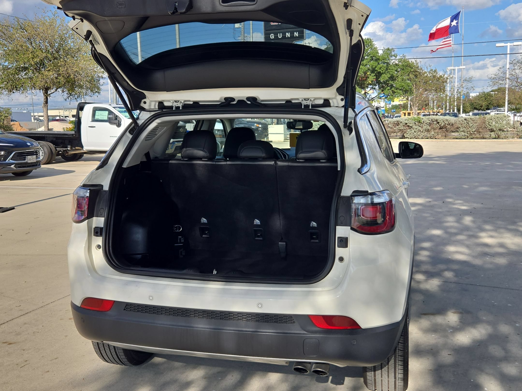 Used 2021 Jeep Compass Limited AWD/4WD image 23