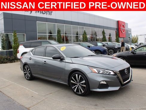 Certified 2022 Nissan Altima 2.5 SR image 1