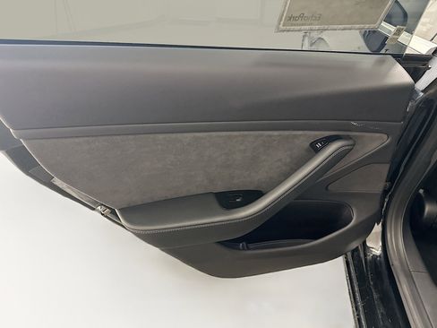 Used 2019 Tesla Model 3 Long Range image 28