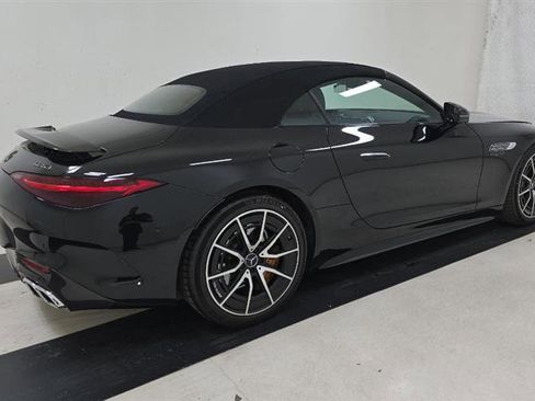 Used 2022 Mercedes-Benz SL 63 AMG 4MATIC image 4