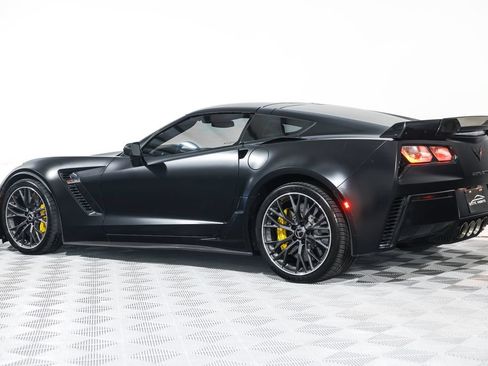 Used 2016 Chevrolet Corvette Z06 w/ 3LZ Preferred Equipment Group RWD image 20