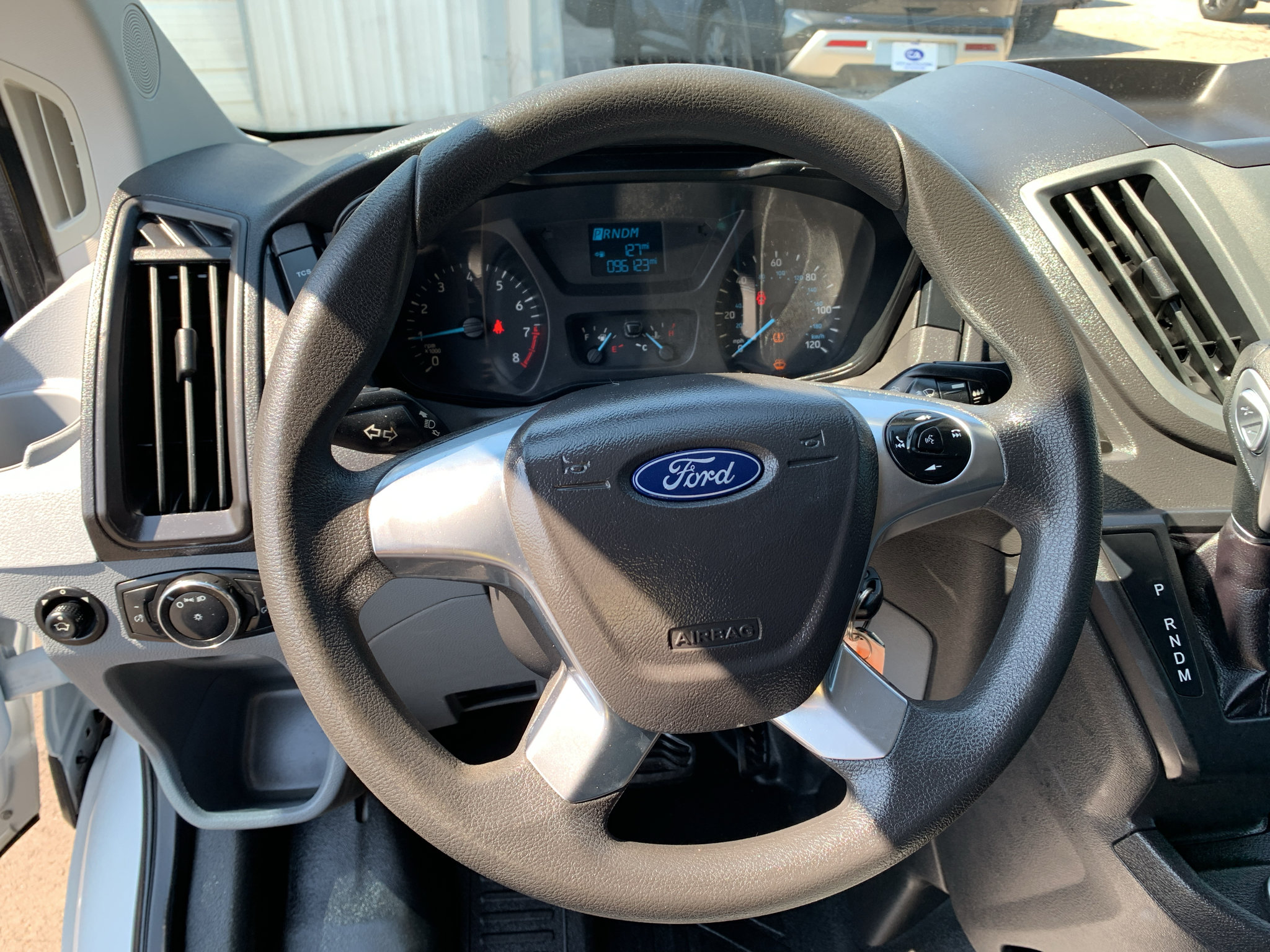 Used 2018 Ford Transit 150 130 Low Roof RWD image 19