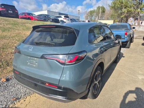 Used 2024 Honda HR-V EX-L image 12