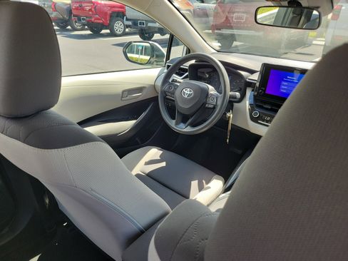 Used 2023 Toyota Corolla LE image 14