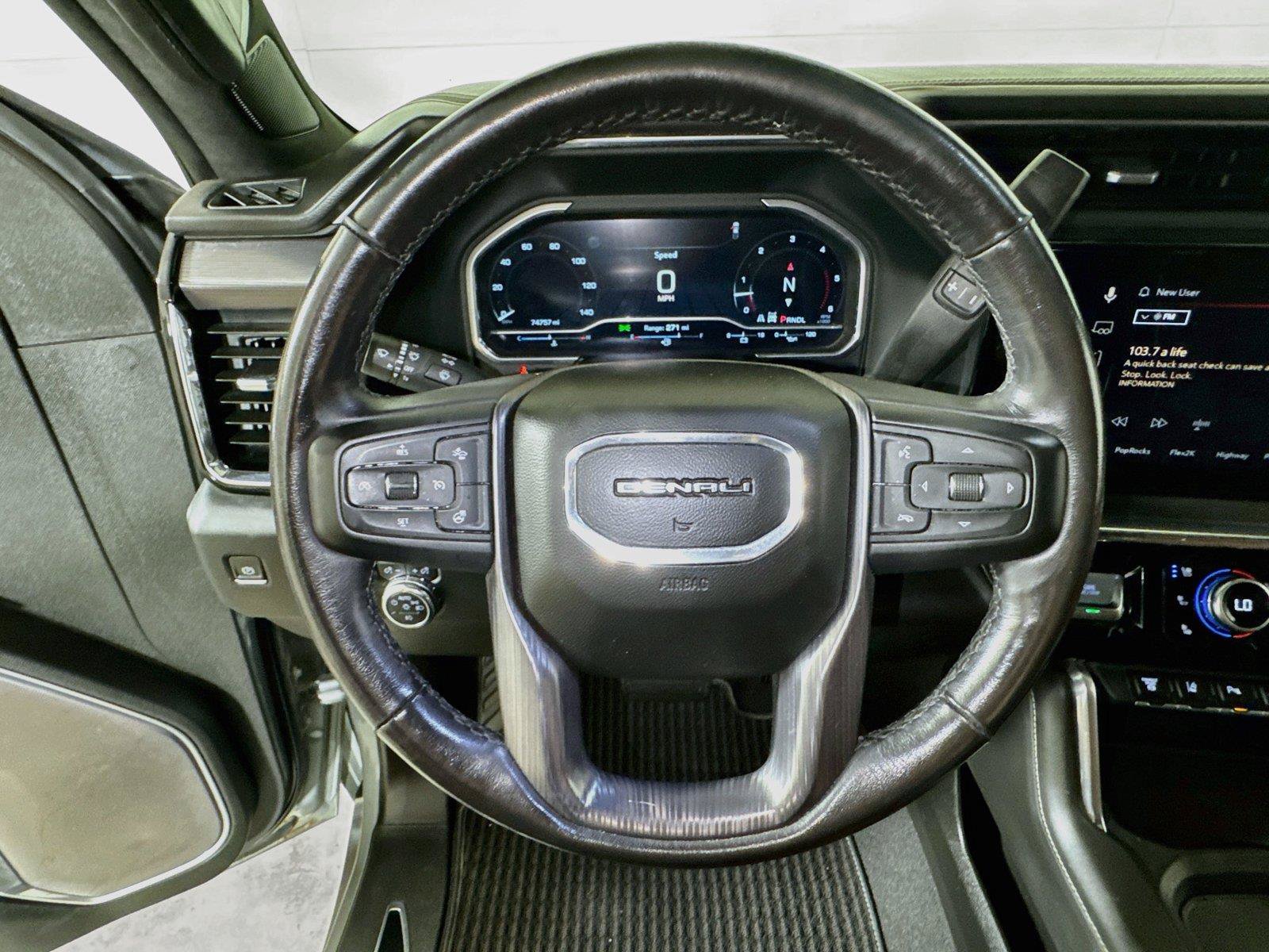 Certified 2024 GMC Sierra 2500 Denali Ultimate AWD/4WD image 9