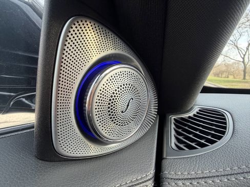 Used 2014 Mercedes-Benz S 550 Sedan image 21