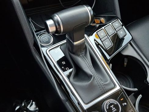 Certified 2023 Kia Sportage SX image 16