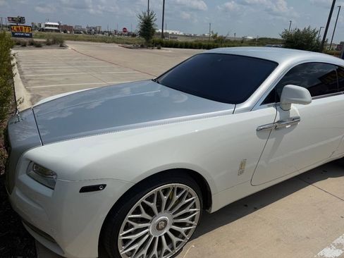 Used 2016 Rolls-Royce Wraith image 7