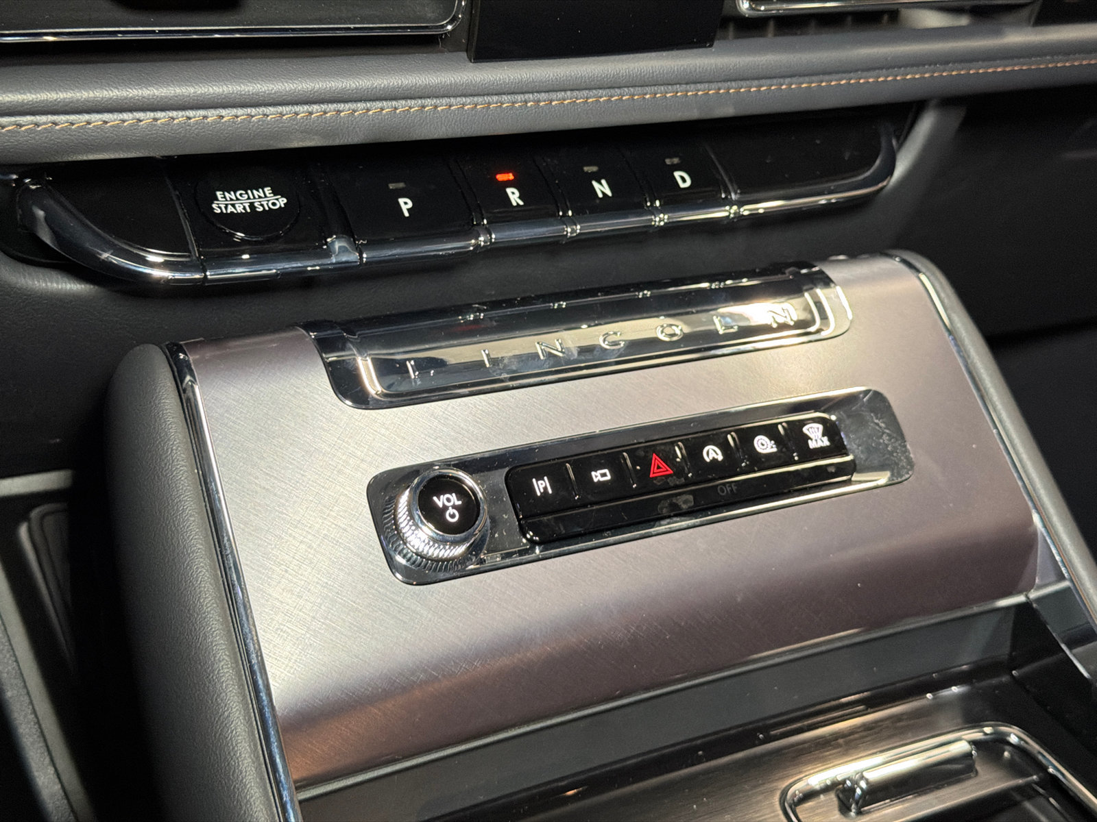 New 2027 Lincoln Aviator AWD image 29