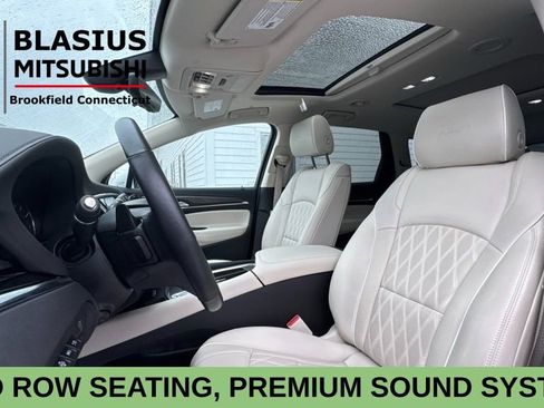 Used 2022 Buick Enclave Avenir image 13