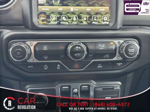 Used 2021 Jeep Gladiator Overland AWD/4WD image 34