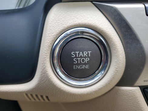 Used 2013 Lexus ES 350 4dr Sdn image 23