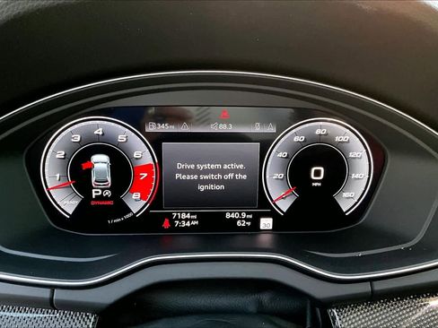 Used 2025 Audi SQ5 Prestige w/ Prestige Package image 24