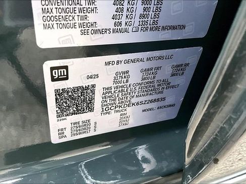 Used 2025 Chevrolet Silverado 1500 LT w/ Safety Package image 16