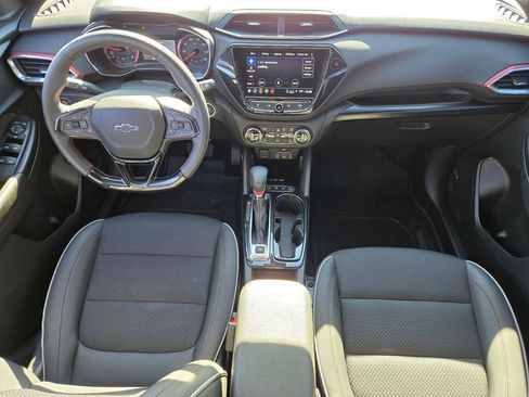 Used 2023 Chevrolet TrailBlazer RS w/ Sun and Liftgate Package image 15