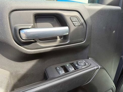 Used 2021 Chevrolet Silverado 1500 Custom image 14