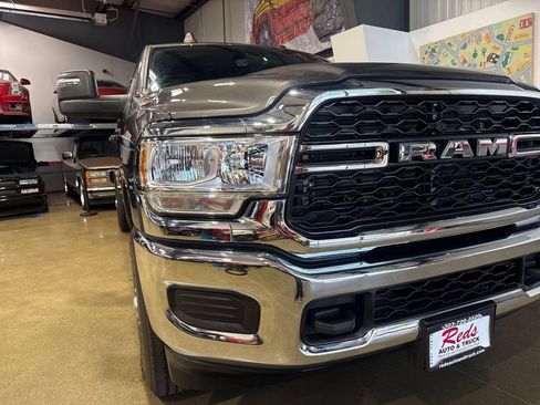 Used 2024 RAM 2500 Tradesman w/ Chrome Appearance Group AWD/4WD image 54