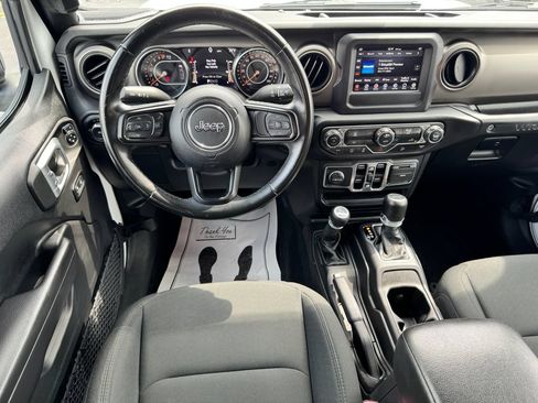 Used 2021 Jeep Wrangler Unlimited Sport AWD/4WD image 19