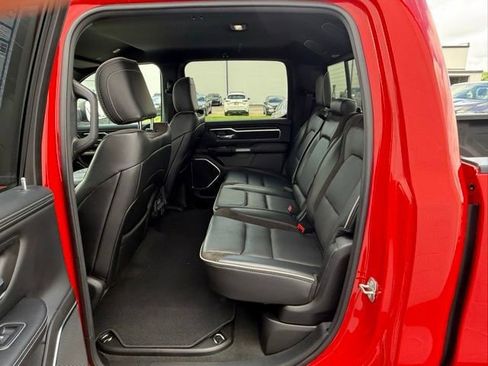 Used 2024 RAM 1500 Laramie AWD/4WD image 25