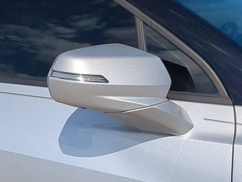 Used 2019 Chevrolet Blazer Premier w/ Sun and Wheels Package FWD image 13