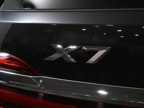 Used 2021 BMW X7 xDrive40i w/ Executive Package AWD/4WD image 42