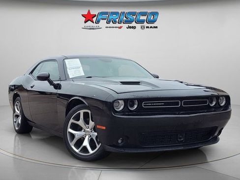 Used 2016 Dodge Challenger SXT Plus RWD image 1