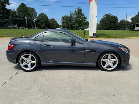 Used 2014 Mercedes-Benz SLK 250 image 6
